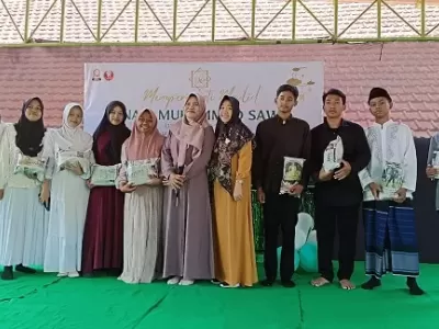 SMK Gula Rajawali Madiun Rayakan Maulid Nabi dengan Semangat Kebersamaan dan Cinta Rasul